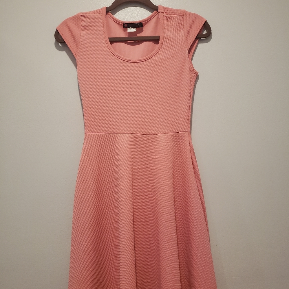 (Myth) pink dress